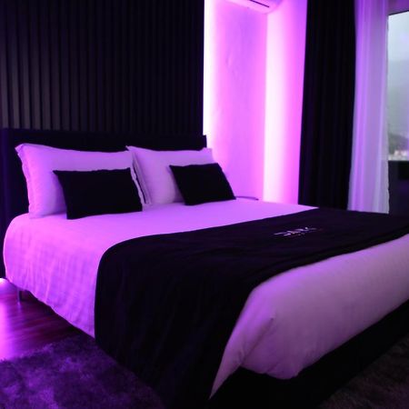 Dark Boutique Hotel Shkoze Exteriér fotografie
