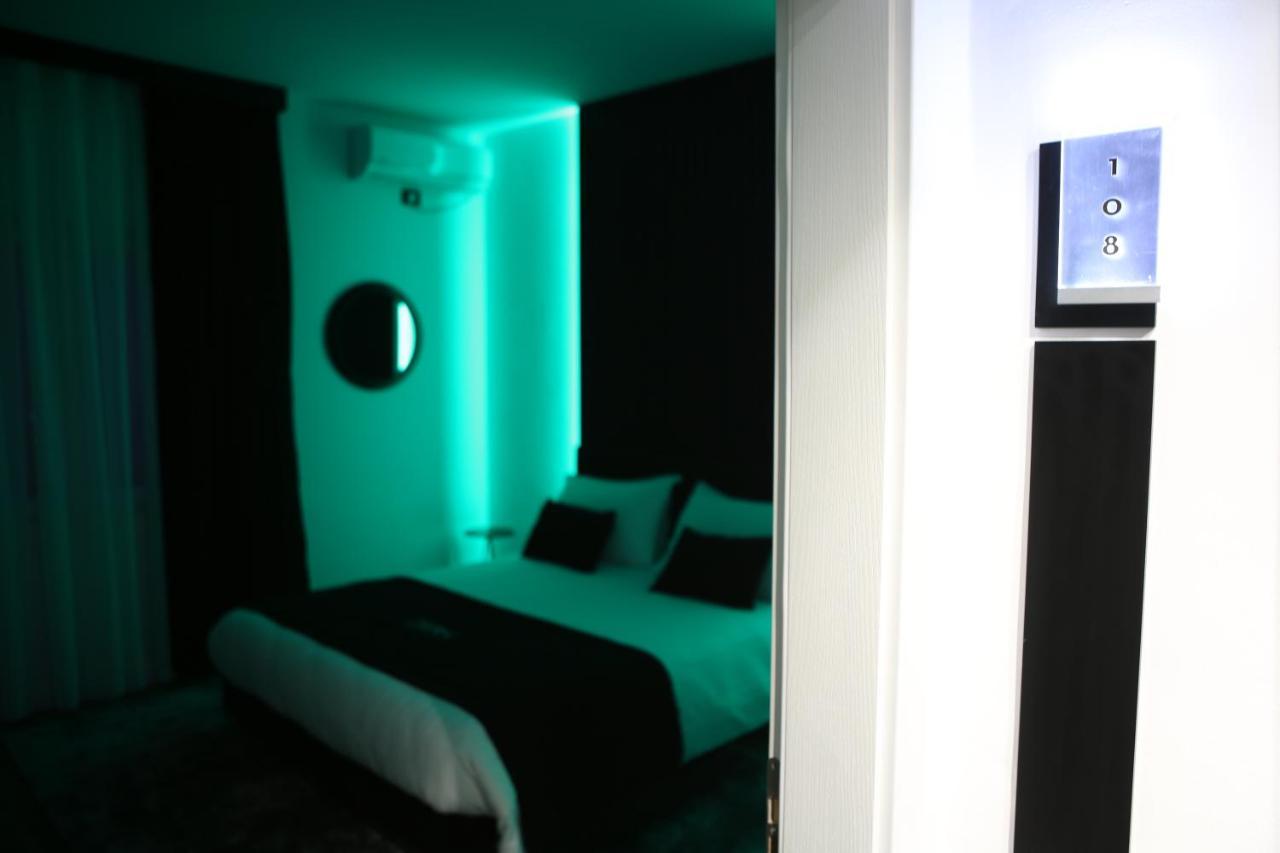 Dark Boutique Hotel Shkoze Exteriér fotografie