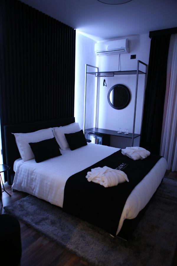 Dark Boutique Hotel Shkoze Exteriér fotografie