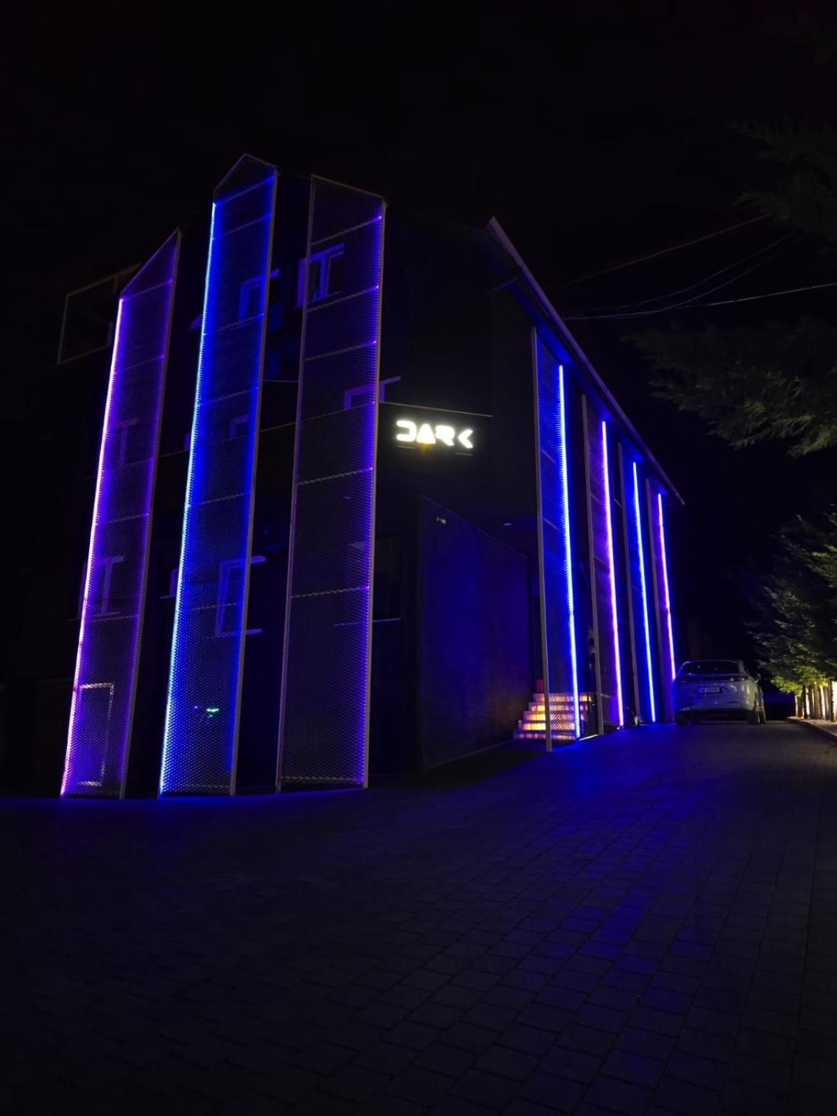 Dark Boutique Hotel Shkoze Exteriér fotografie